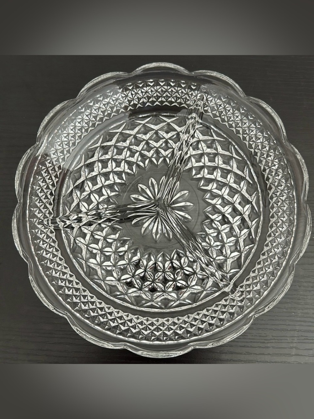 Anchor Hocking Wexford 3 Part Round Vintage Divided Relish Dish